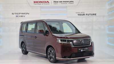 Meluncur di GIIAS 2025, Honda Buka Pemesanan MPV Boksi STEP WGN Hybrid